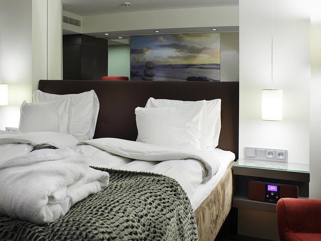 Langvik Congress Wellness Hotel Кирконуми Стая снимка