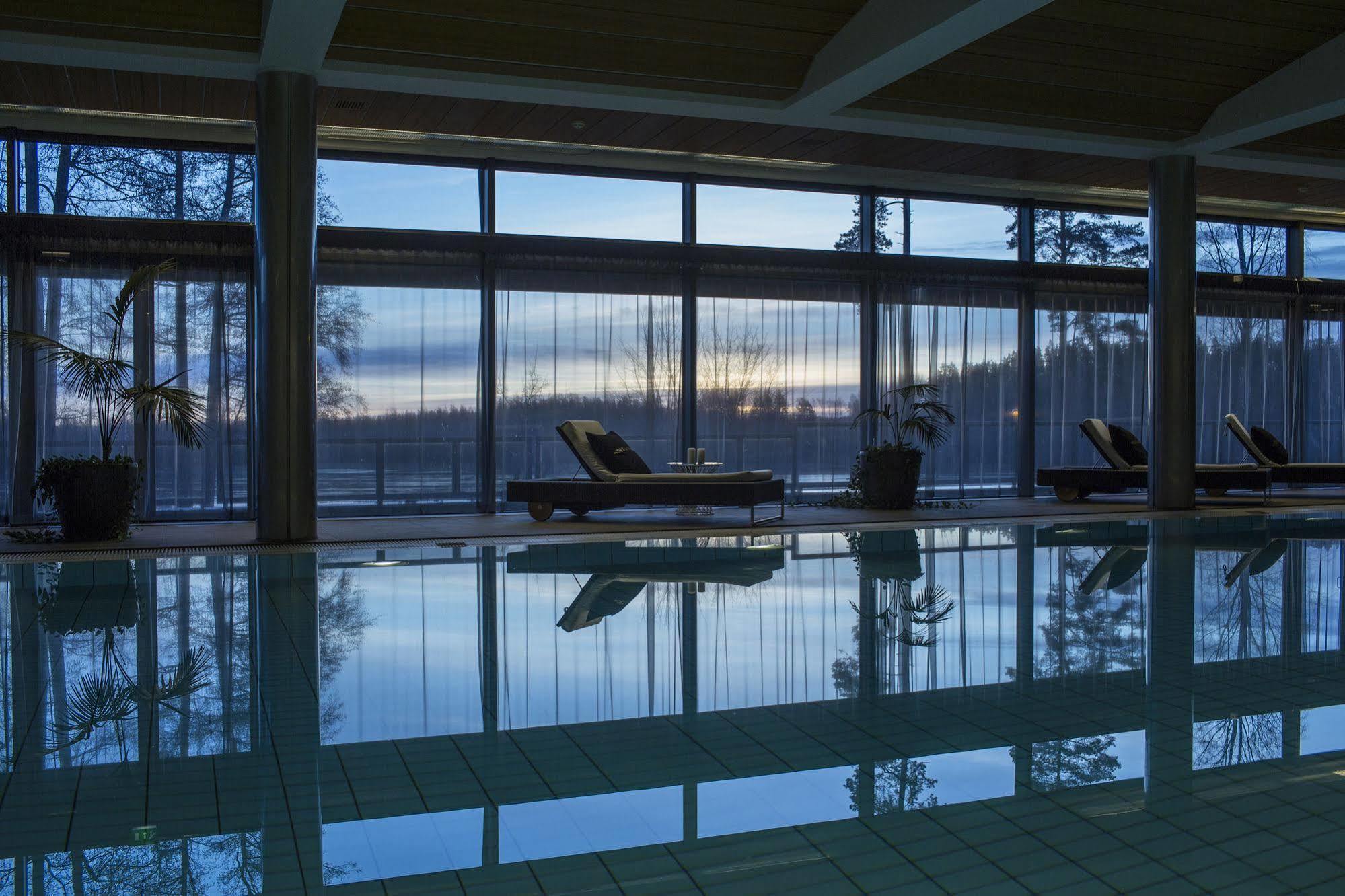 Langvik Congress Wellness Hotel Кирконуми Екстериор снимка